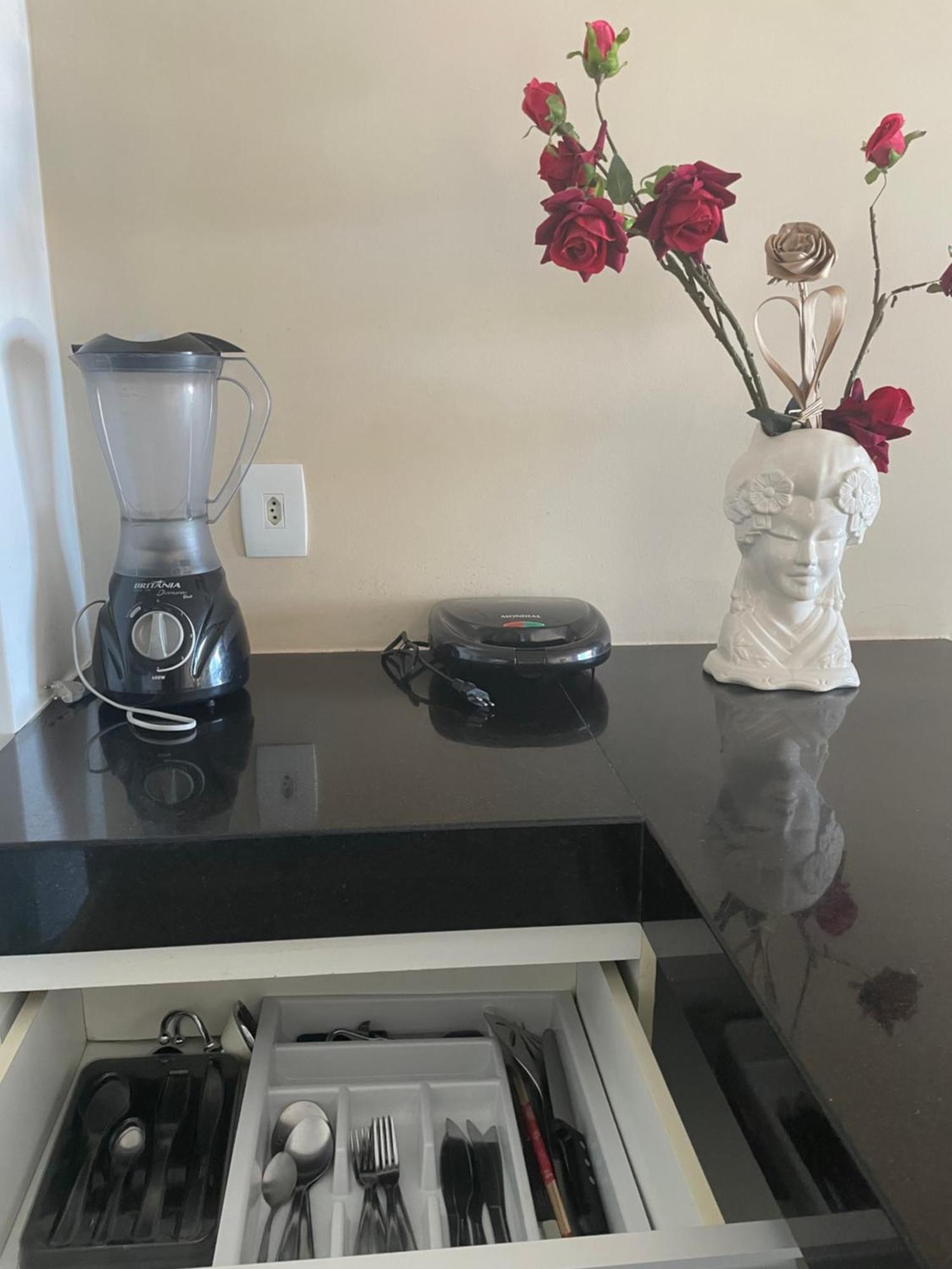 סלבאדור Apartamento Ondina Porto Com Vista Para O Mar מראה חיצוני תמונה